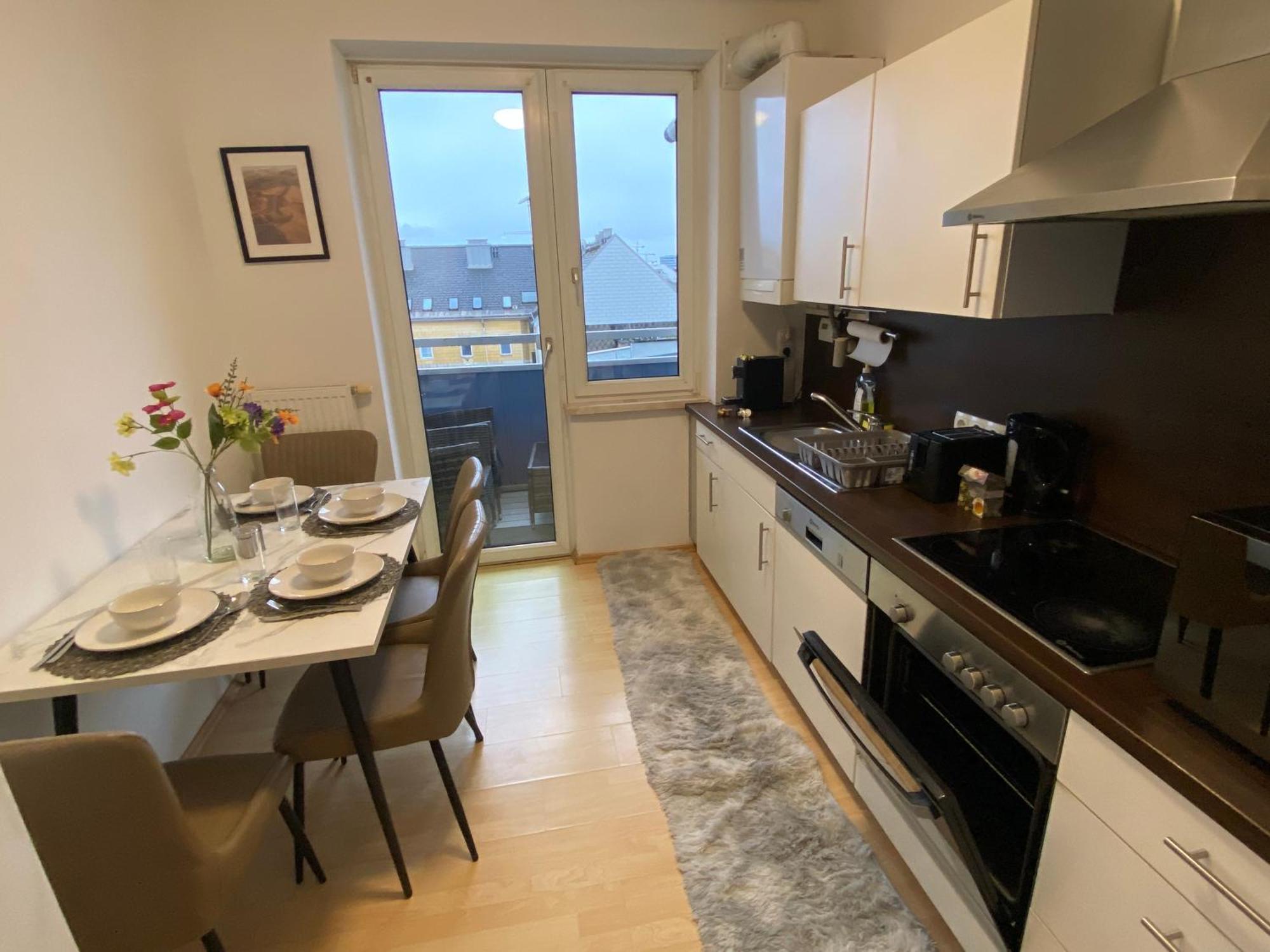 Moderne Wohnung Naehe Hauptbahnhof Линц Екстериор снимка